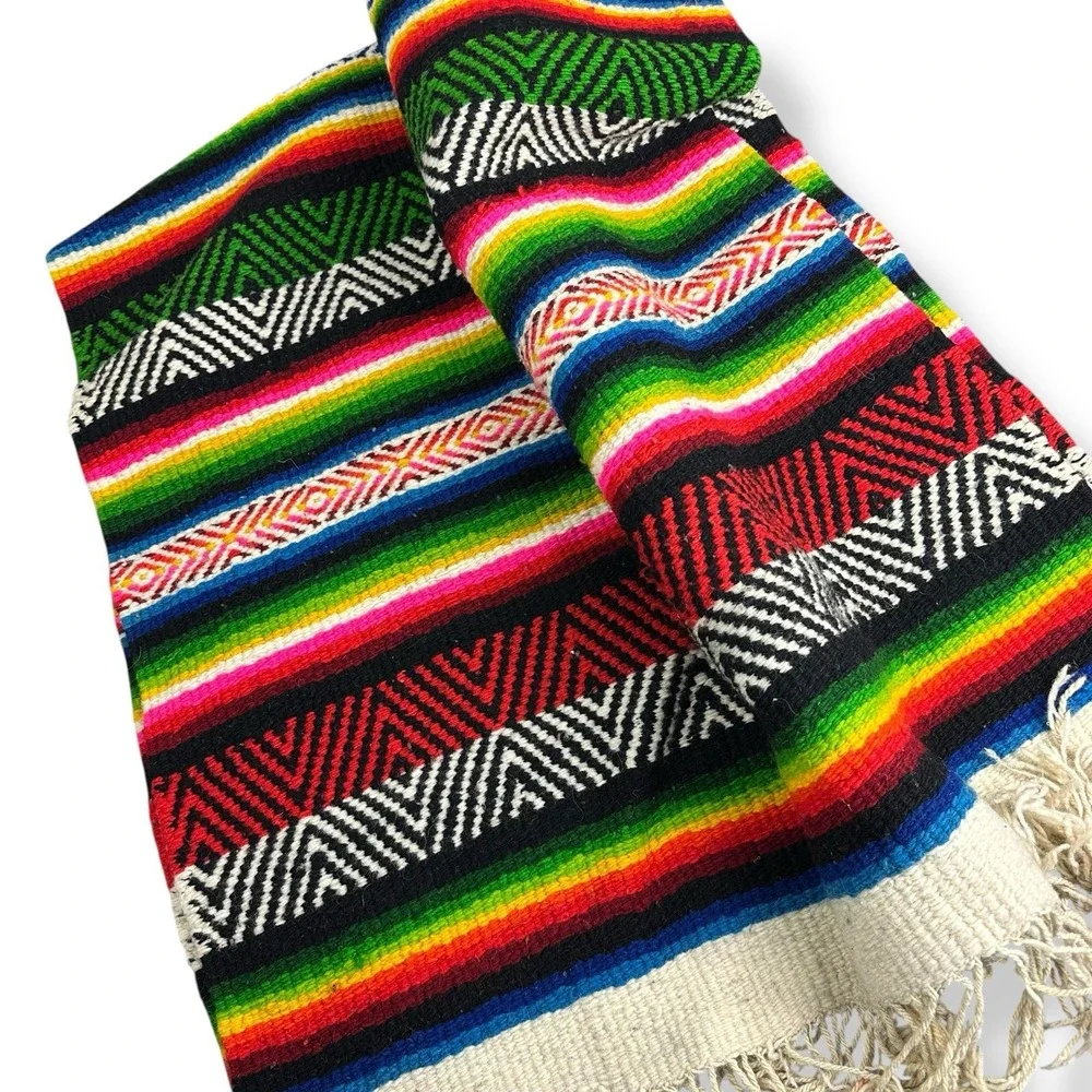 Vintage Mexican Serape Poncho Large Heavy‎ Textile Woven Wool 70x74 w/ Fringe